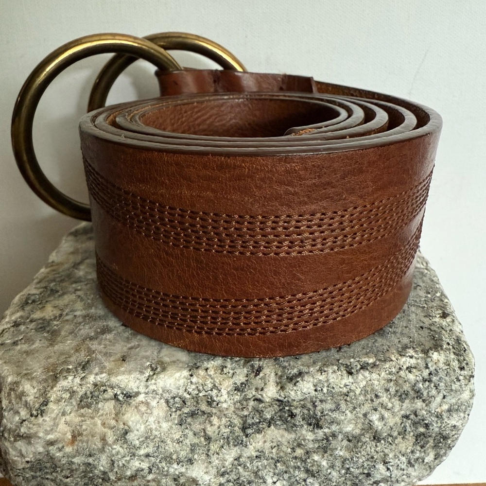 Michael Kors Brown Leather Belt With Brass Buckle - Picture 5 of 15